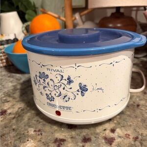 Vintage Rival Crock-ette